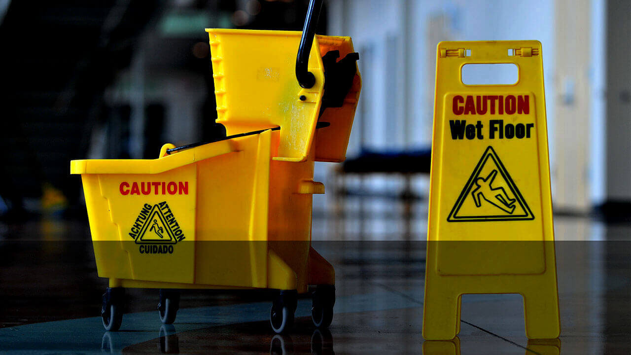 Tips-To-Get-The-Best-Industrial-Cleaning-Services